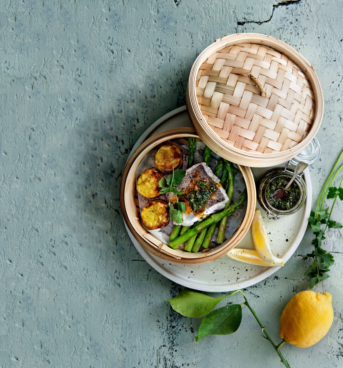 Aviko mini gratin asperge parmezaan met gestoomde heek