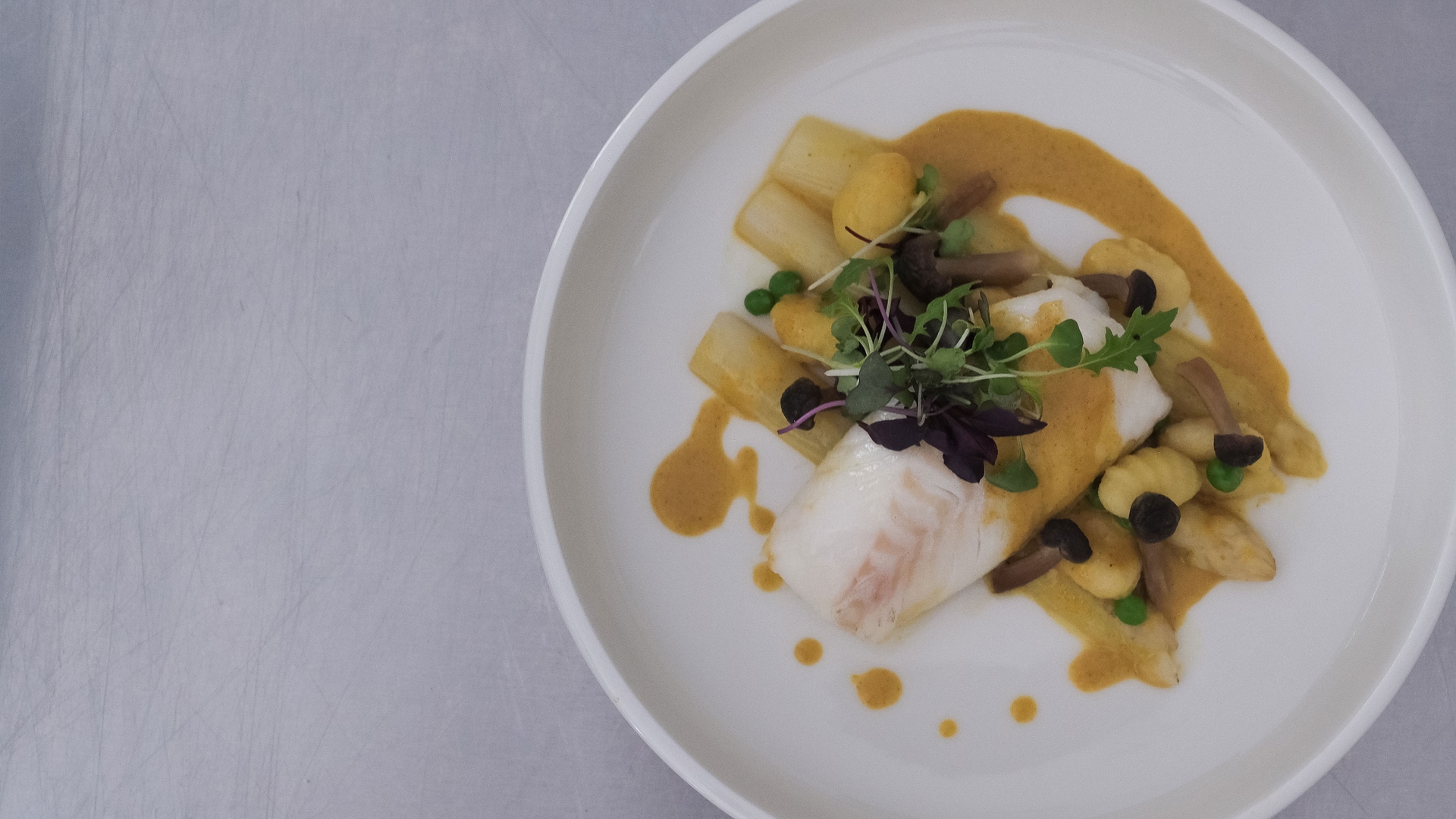 gnocchi-met-kabeljauw-en-vandouvan-saus-aviko-foodservice