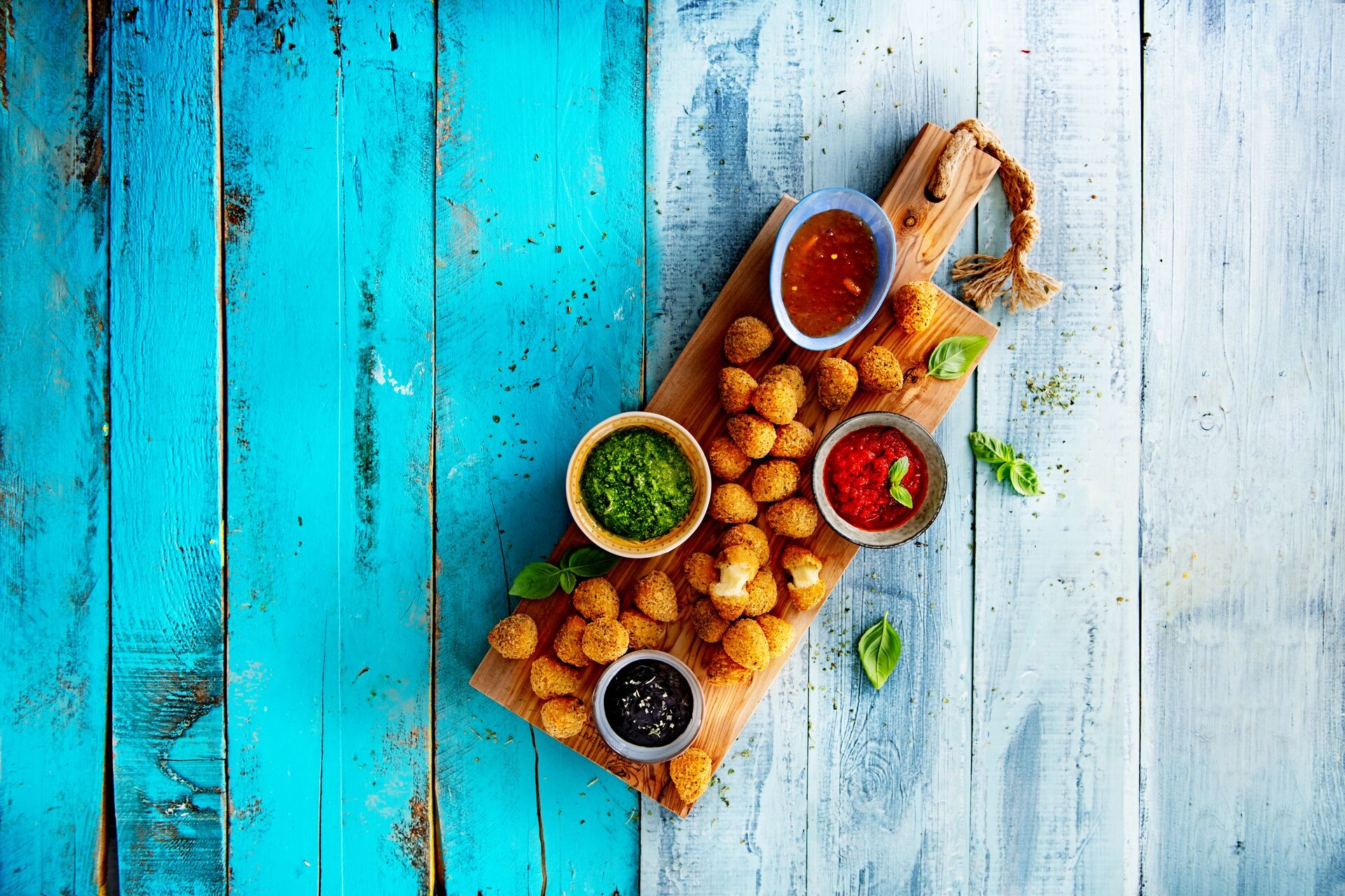 Aviko-mozzarella-bites-side-dish