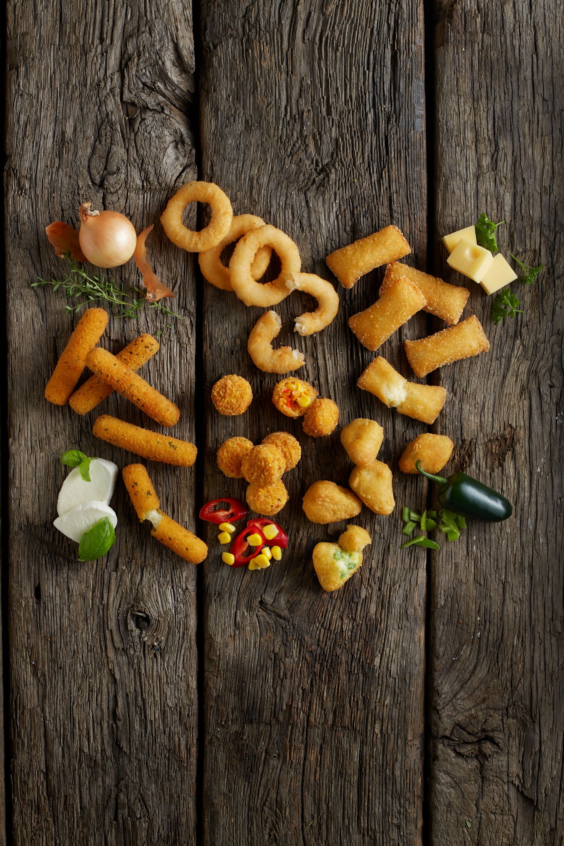 aviko-appetizers-chili-cheese-nuggets-gouda-rolls-onion-rings-mozzarella-sticks-spicy-sweet-corn-bites-1